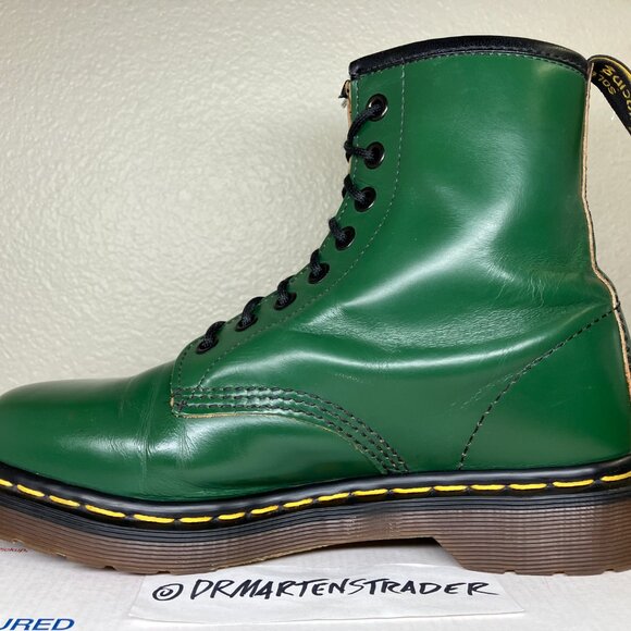 90's Vintage WMNS Size US 8 England Green Dr. Martens MIE boots 8-eye 1460 shoes - Picture 6 of 16